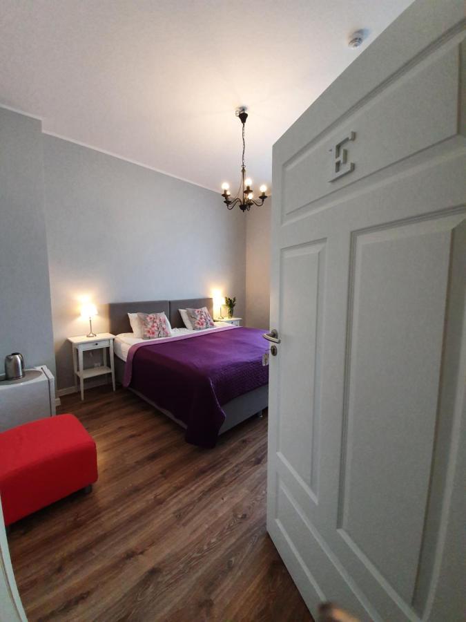 Pokoje Przy Molo - Krolowej Jadwigi 6 Apartment *